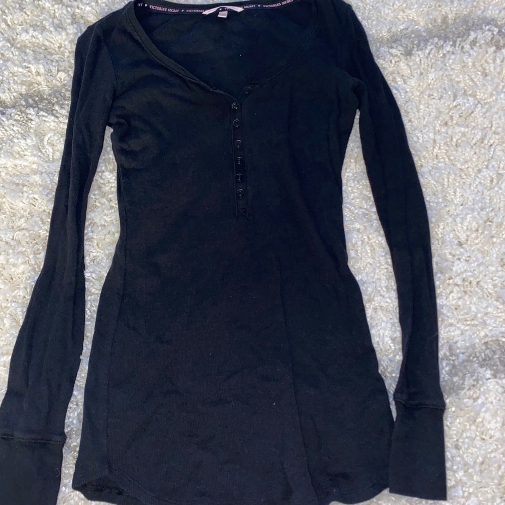 Black pajama top. Victoria’s secret. Size: small